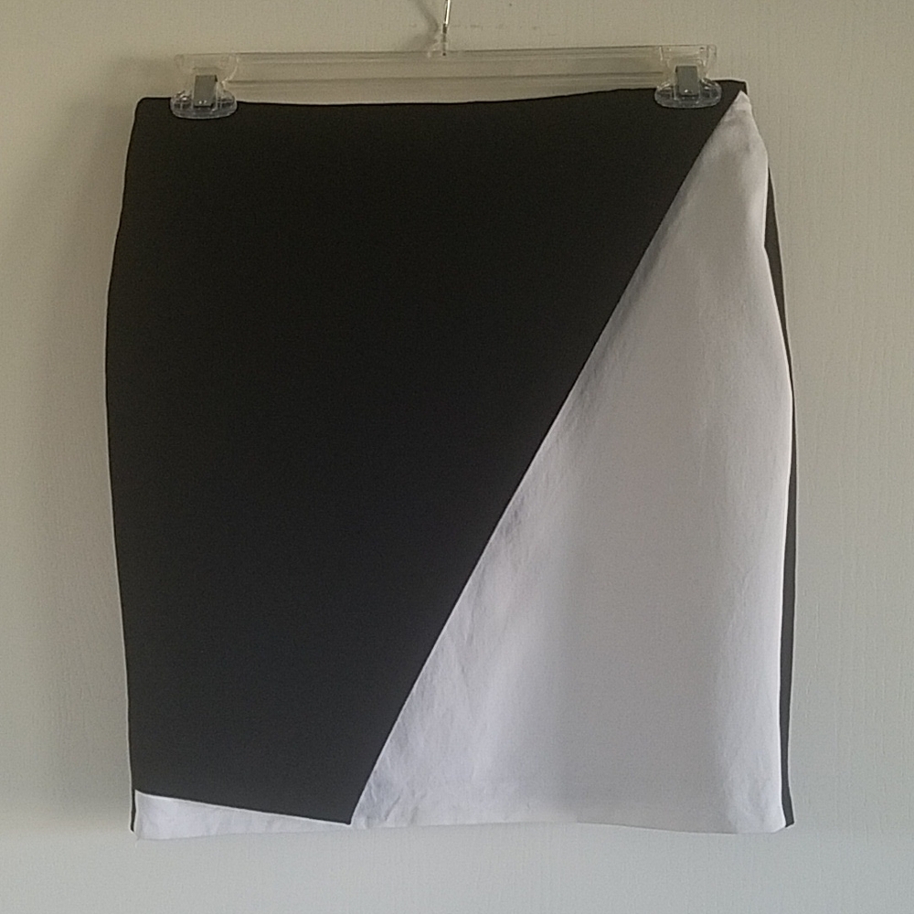 Banana Republic Black and White Asymmetrical Mini Skirt